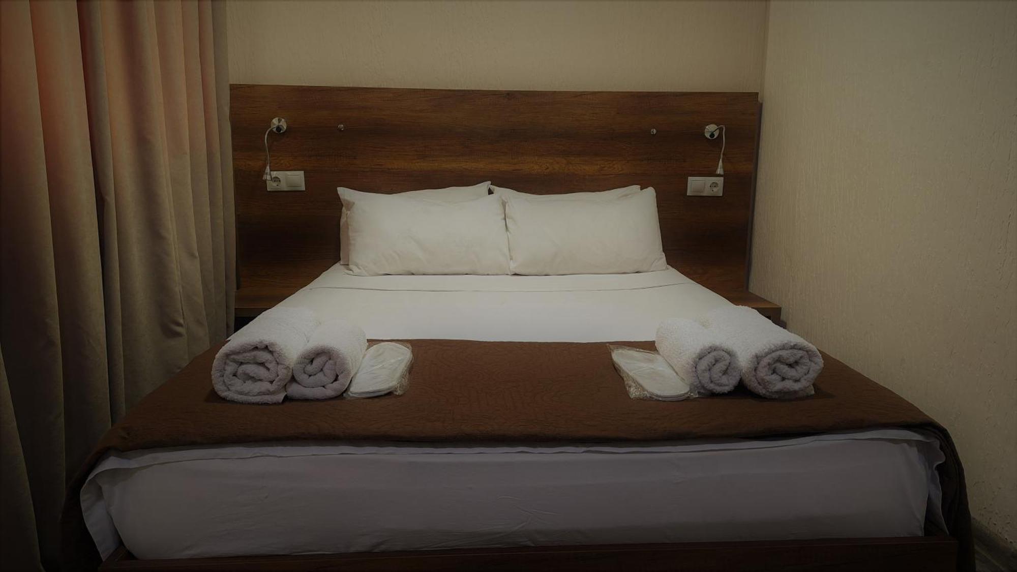 Hotel Georgian Kutaisi Esterno foto