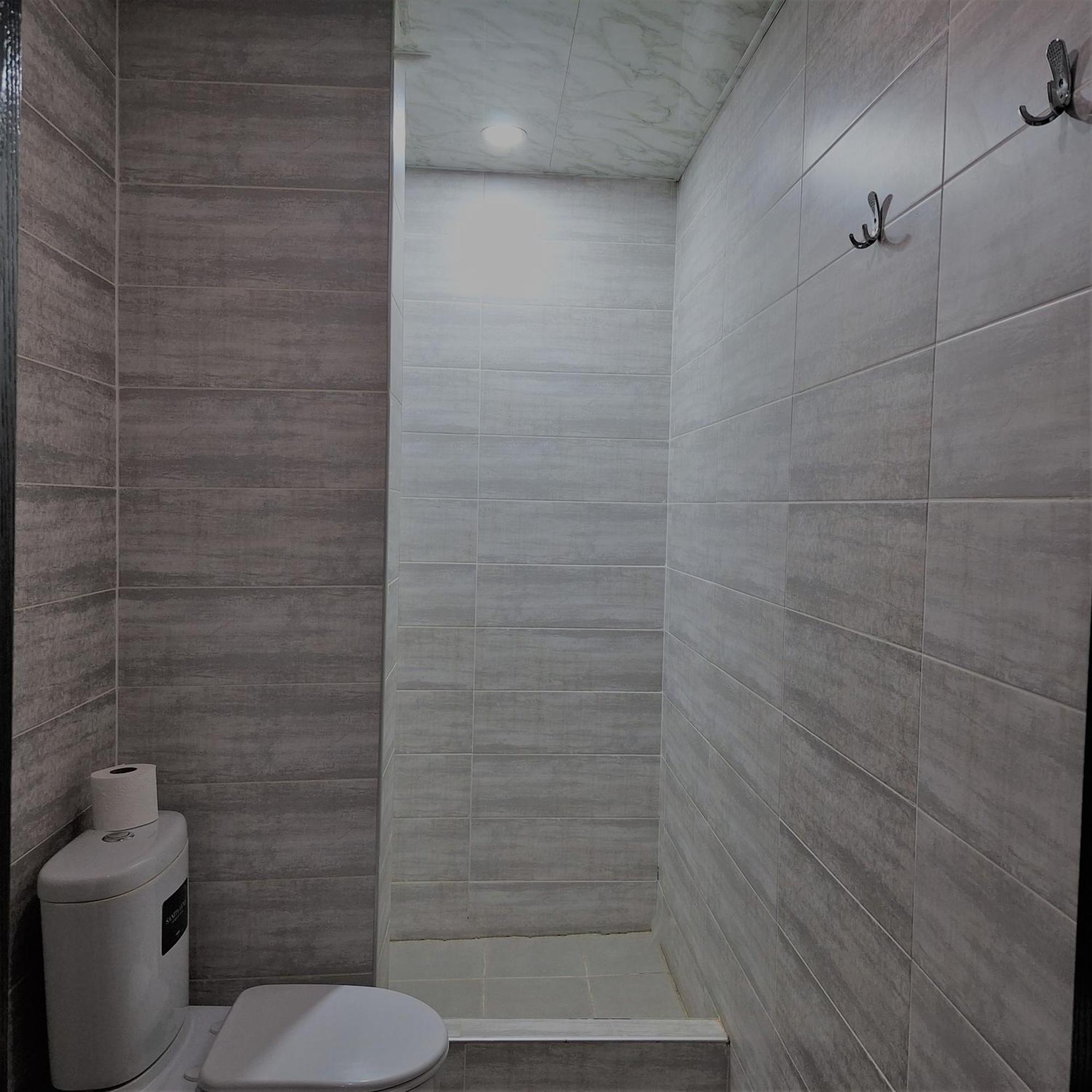 Hotel Georgian Kutaisi Esterno foto