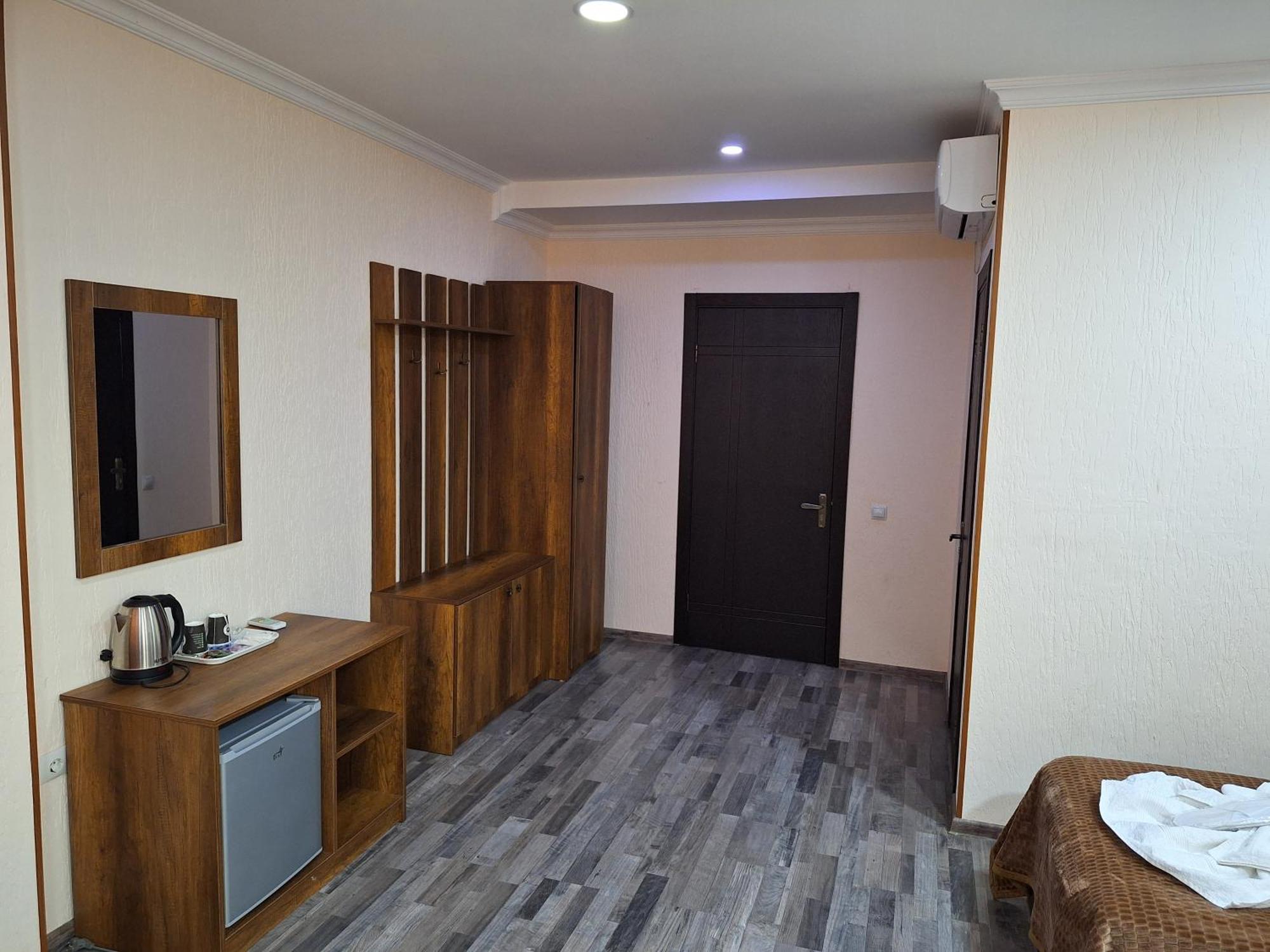 Hotel Georgian Kutaisi Esterno foto