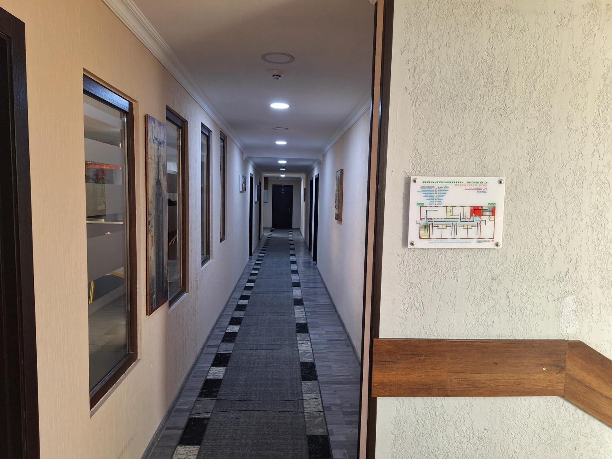 Hotel Georgian Kutaisi Esterno foto