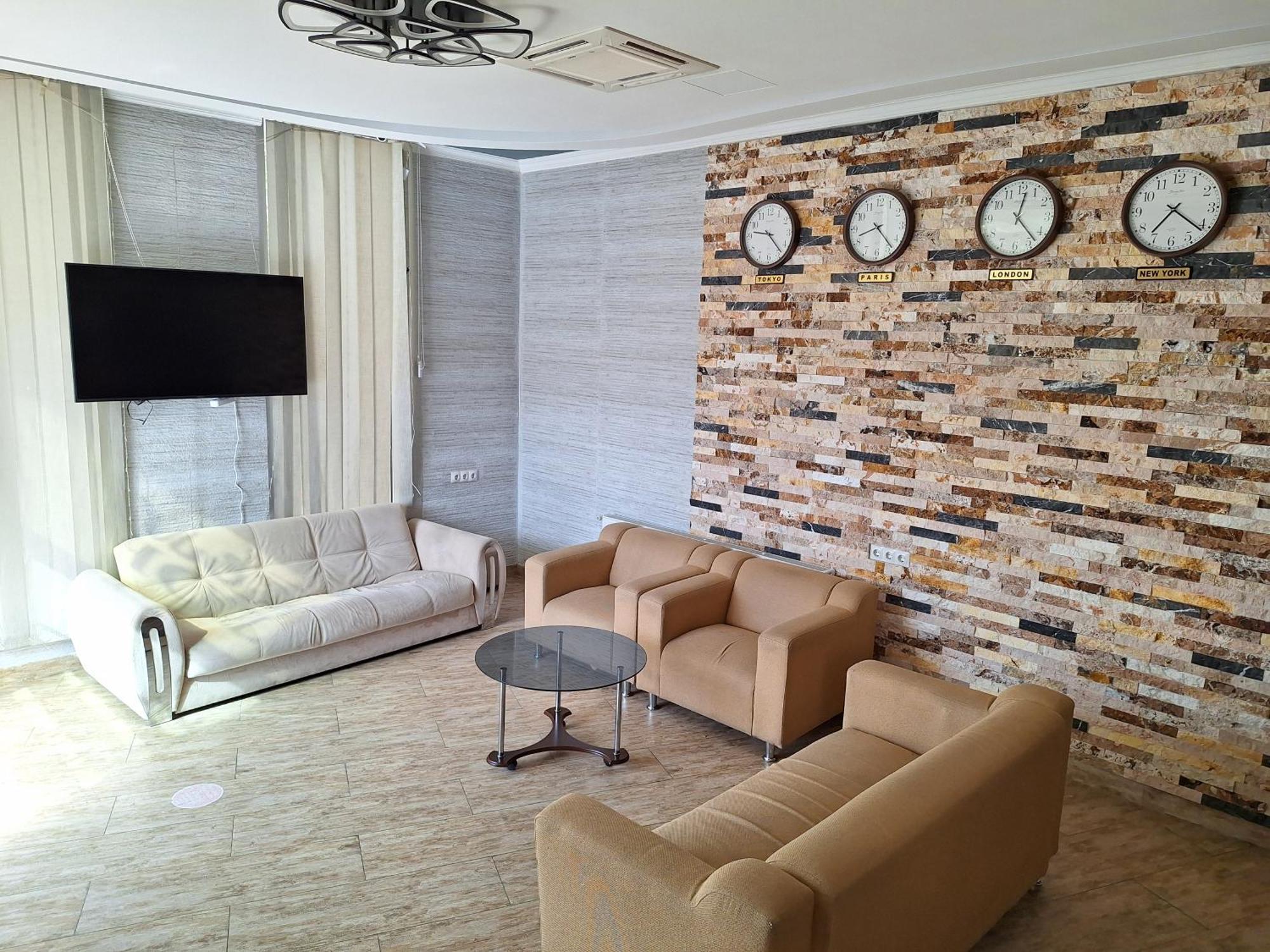 Hotel Georgian Kutaisi Esterno foto
